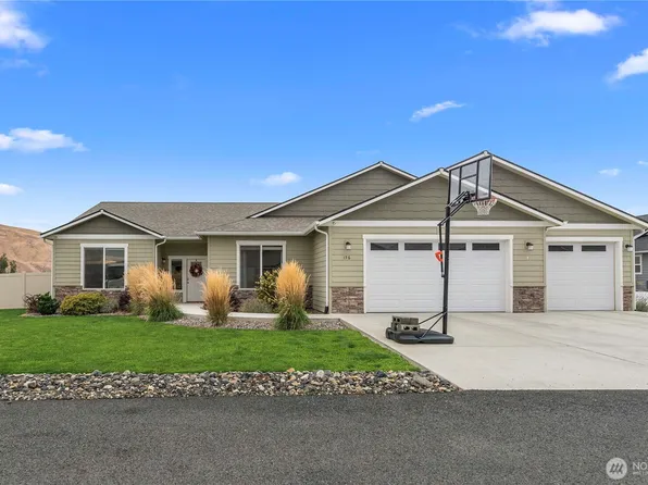 156 Starlight Avenue, Wenatchee, WA 98801