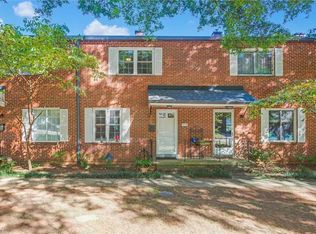 2627 E Greenbrier Rd APT E, Winston Salem, NC 27104