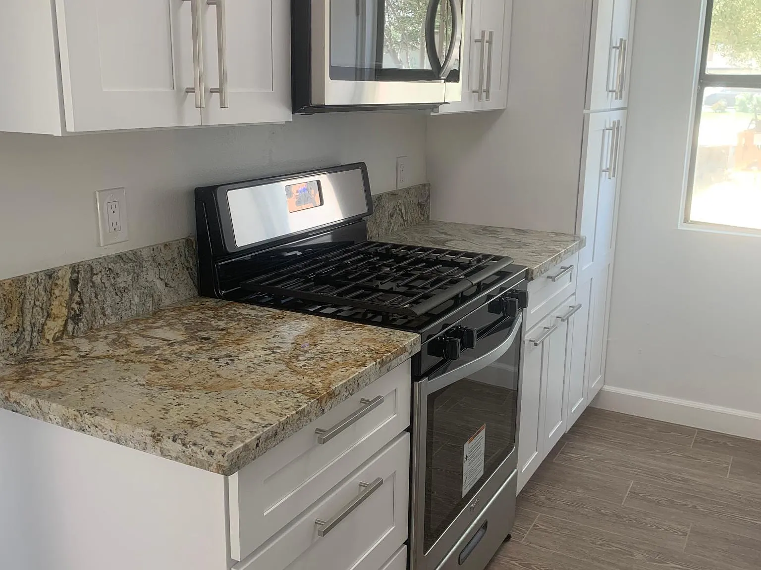 73570 Catalina Way — Photo 3