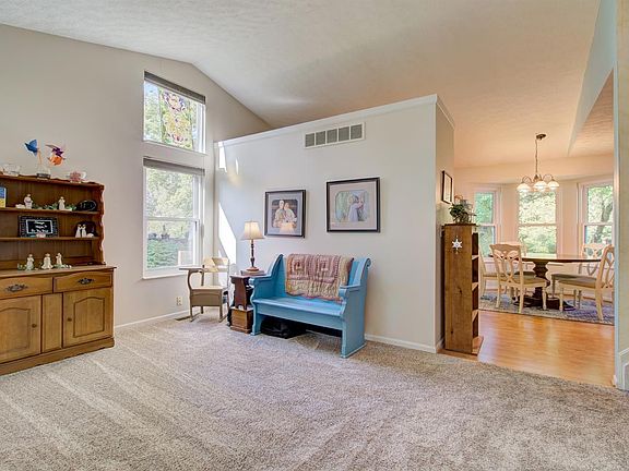 5th image of 5304 Concord Crossing Dr