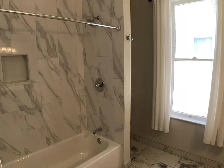 955 Myrtle St NE — Photo 19