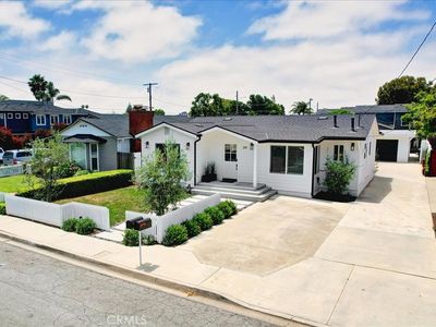 219 Santa Isabel Ave, Costa Mesa, CA, 92627