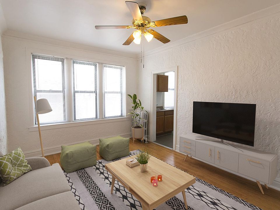 Dining/Living room