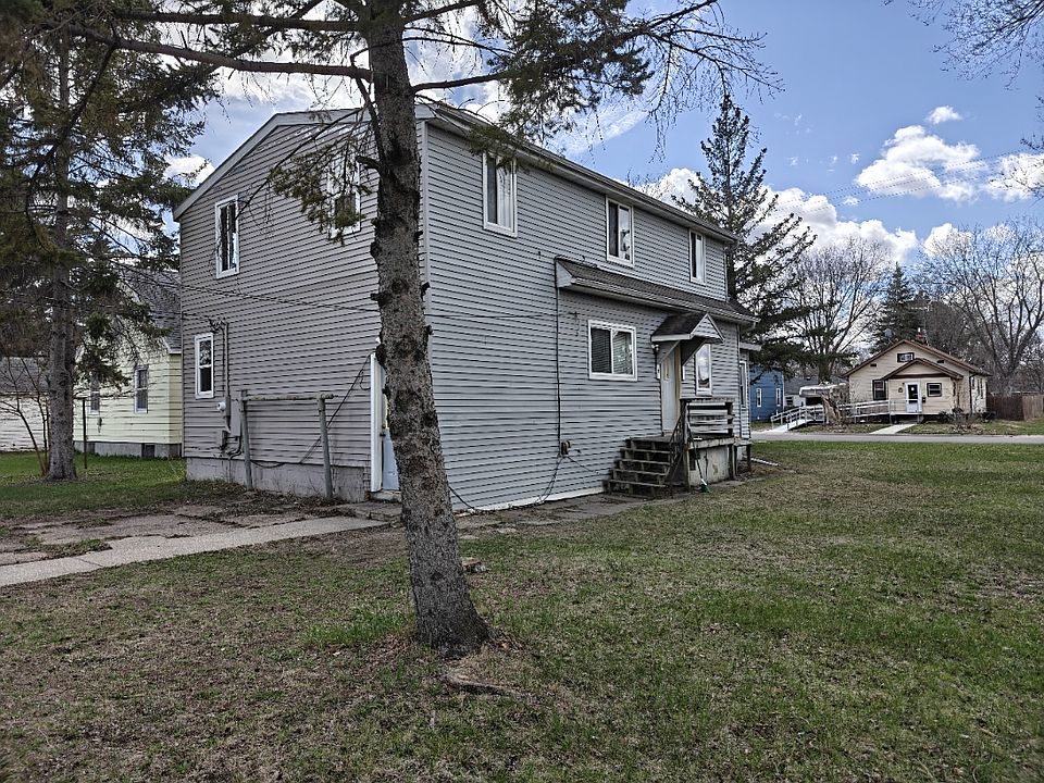 1st image of 14 20th Ave S Unit B