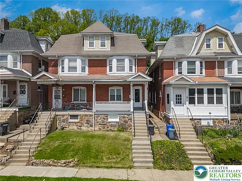 1129 Russell Ave Photo 1