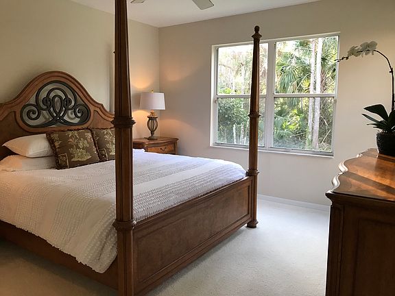 MBR new paint and carpet