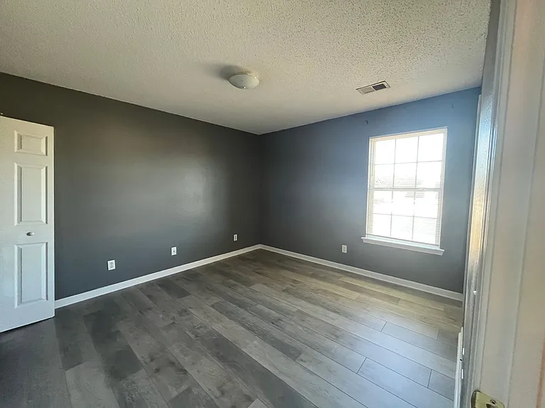 57 Bearing Cir — Photo 10