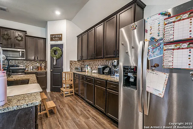 6122 Underwood Way — Photo 8