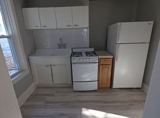 2418 State St, Harrisburg, PA 17103