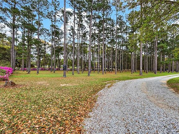 2nd image of 11075B Straub Rd