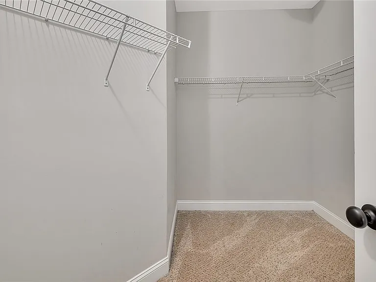 505 Mariners Cir — Photo 15