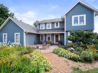 N70W28435 Huntington St, Hartland, WI 53029