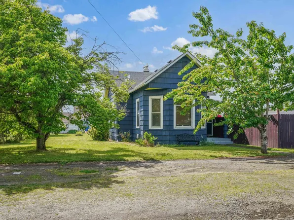 1109 N 4th Ave, Stayton, OR 97383