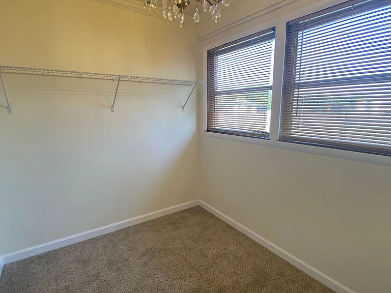 297 Macon Ave — Photo 18