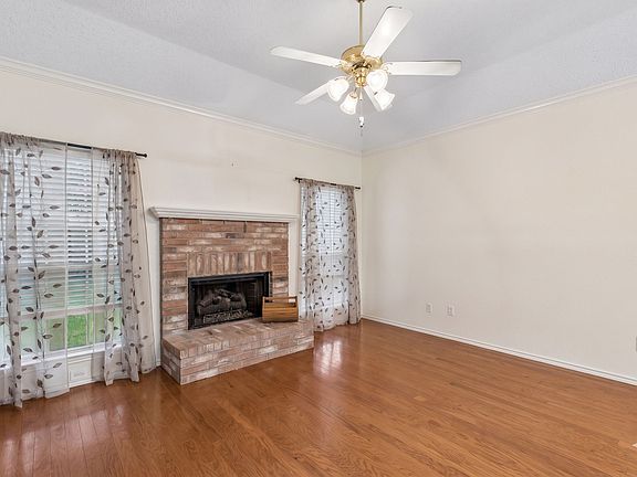 5th image of 2205 Kittyhawk Dr