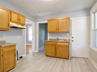 81-83 Cambridge St, Springfield, MA 01109