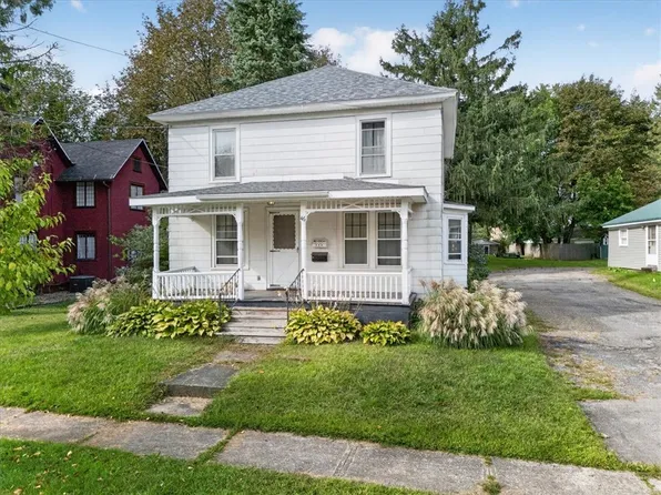 46 Sergeant St, Sodus, NY 14551