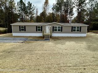 18 Berry Field Dr, Alexander City, AL 35010