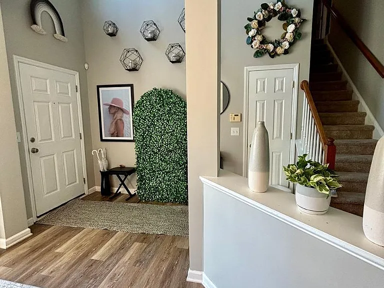 2316 Spruce Shadows Ln — Photo 9