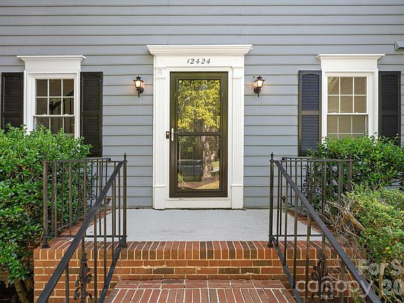 2nd image of 12424 Cool Mist Ln