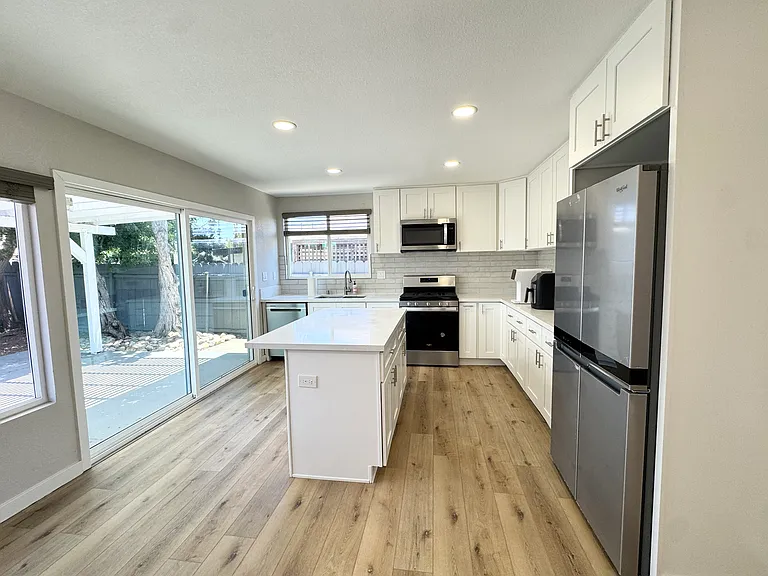 11363 Acrux Dr — Photo 25