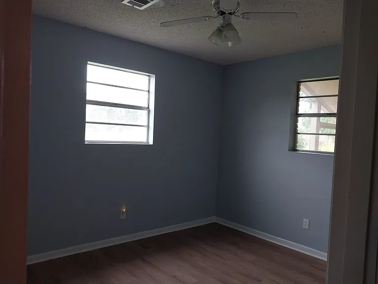 104 Spring Valley Dr — Photo 8