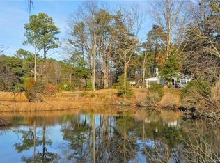 128 Maidley Beach Rd, Lancaster, VA 22503