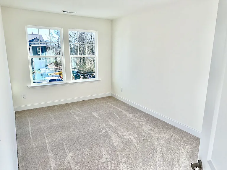 156 Wildflower Cir — Photo 14
