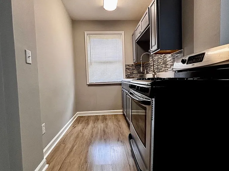 Fairborn - 219-237 East Xenia — Photo 11