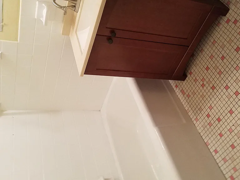 11 Walnut St #7 — Photo 8