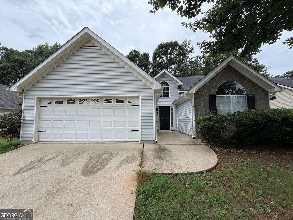 1st image of 208 Coldsprings Ct