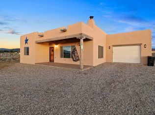 29 Sebastian Rd, Ranchos De Taos, NM 87557