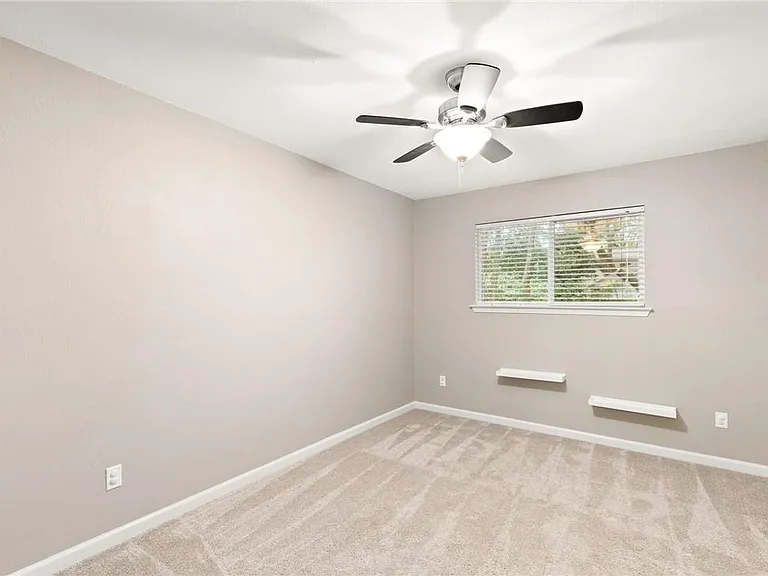 9708 Moorberry St — Photo 17