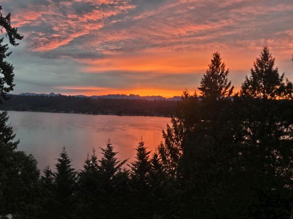 1111 W Lake Sammamish Pkwy SE