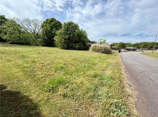 108 Meadowbrook Dr, Anderson, SC 29626