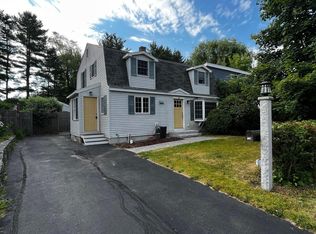 118 Colonial Rd, Portland, ME 04102