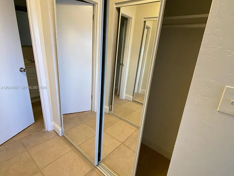 2775 Taft St #307 — Photo 15