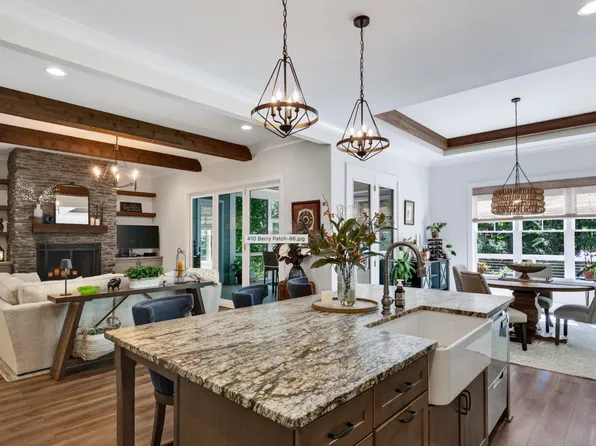 410 Berry Patch Ln, Pittsboro, NC 27312