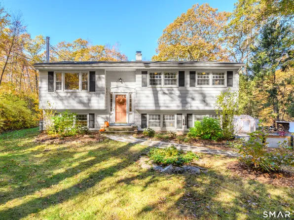 16 Marion Road, Bethany, CT 06524