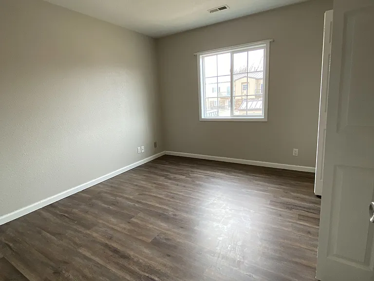3 27th St #116 — Photo 9