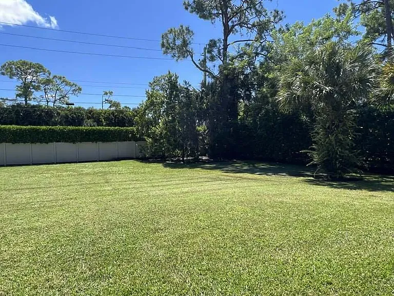 13550 Greentree Trl — Photo 21