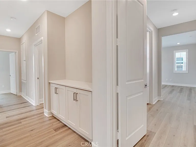 27031 California Ct — Photo 16