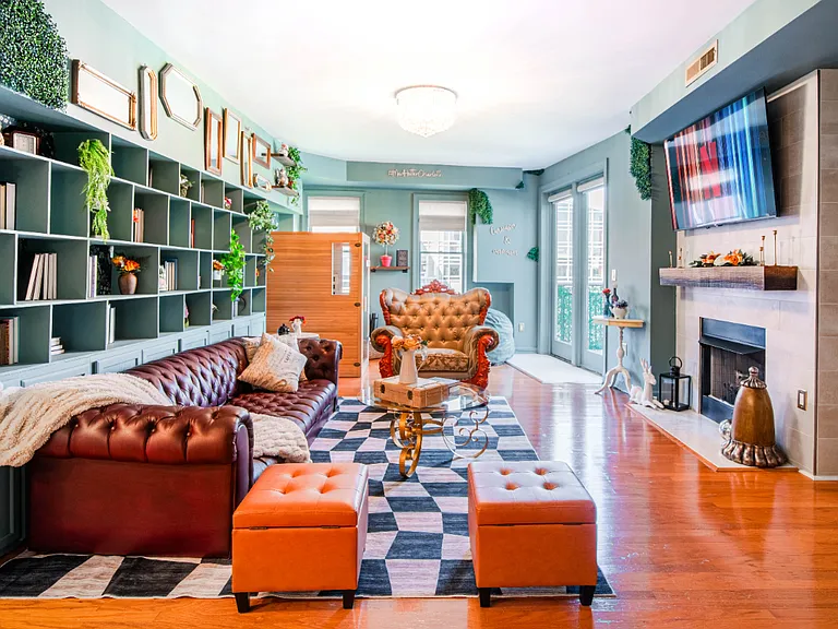 718 Trade St #808 — Photo 8
