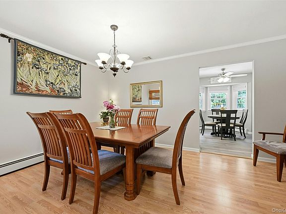 5th image of 480 Sleepy Hollow Drive