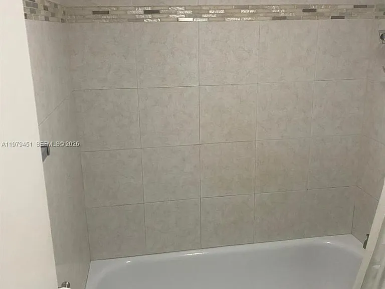 6010 S Falls Circle Dr #222 — Photo 5