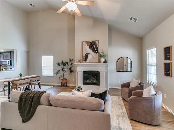 14825 Slippery Falls Cir, Oklahoma City, OK 73142