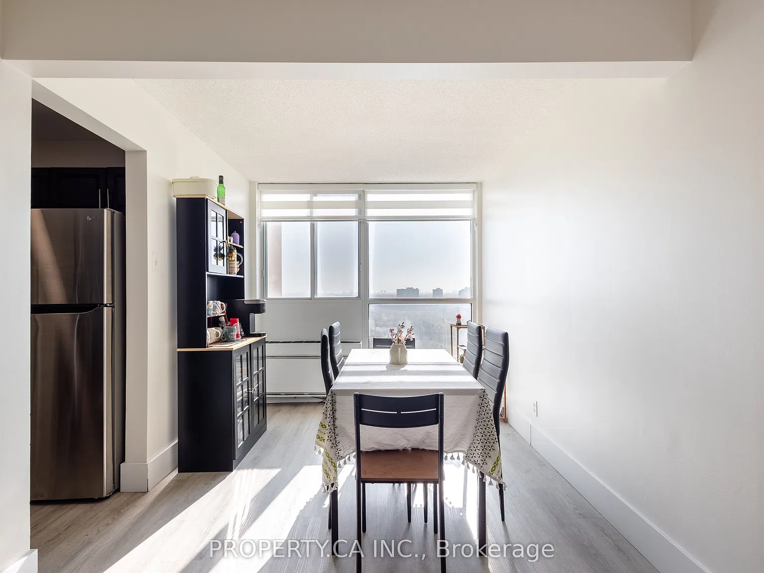 3 bed, $2,699 — Photo 3