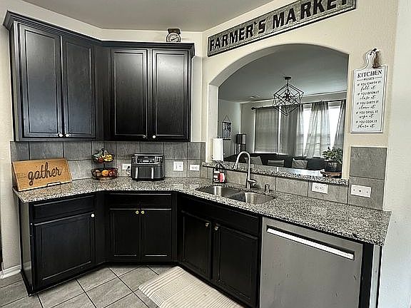 5th image of 4716 Alluvial Cir