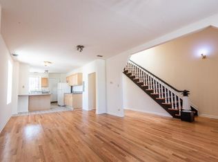 153 W North Ave #2, Chicago, IL 60610