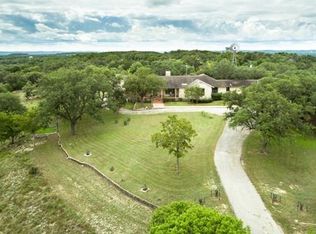 898 Logans Way, Blanco, TX 78606